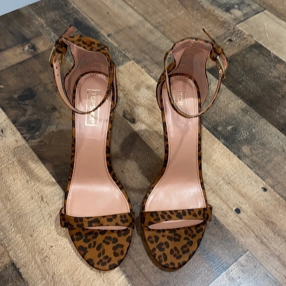 Topshop leopard heels Susie shoes size 10 4” heels adjustable‎ strap
